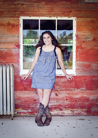 Taylor Biese 2014 Senior-5