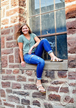Senior Girl, Violet Lace Photography (7)