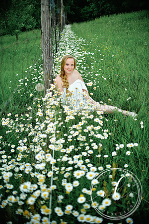 Senior Girl, Violet Lace Photography (1)