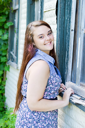 Alyssa Peik Senior-6